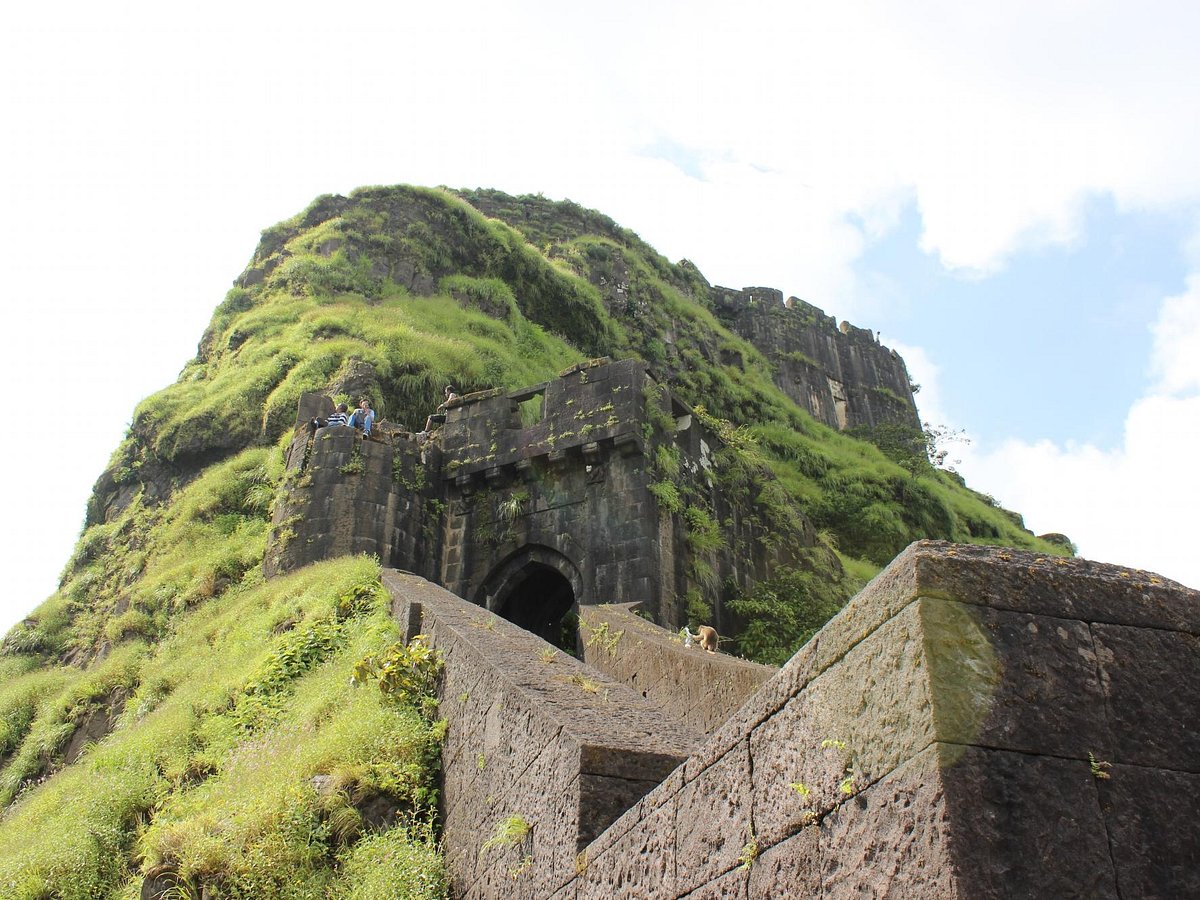 Lonavala – Khandala (Hill Station)